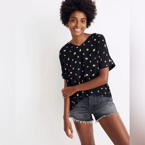 Drapey V-Neck Button-Back Top in French Daisies